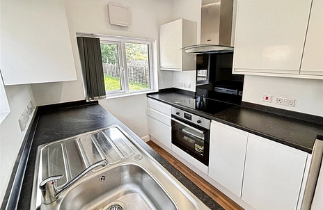 1 bedroom semi detached to rent - Hatch Lane, Harmondsworth, West Drayton, UB7 - Property View 3