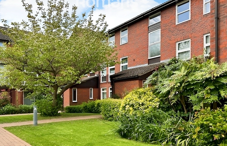 2 bedroom apartment to rent - Fountain Gardens, Windsor, Berkshire, SL4