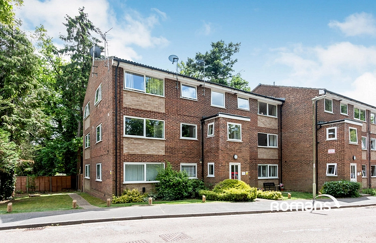 3 bedroom apartment to rent - Kings Road, Fleet, Hampshire, GU51