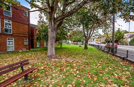 studio to rent - Baines House, Abbey Barn Road, High Wycombe, HP11 - Property View 2