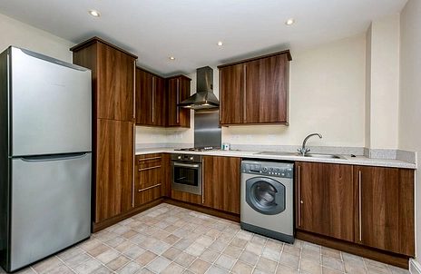 1 bedroom apartment to rent - Bell Court, Merlin Road, Farnborough, GU14 - Property View 2