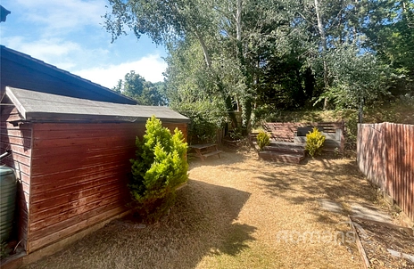 2 bedroom house for sale - St. Peters Gardens, Wrecclesham, Farnham, Surrey, GU10 - Property View 2