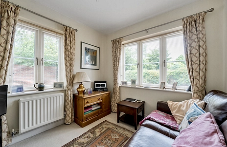 4 bedroom house for sale - Ferndale Crescent, Wokingham, Berkshire, RG41 - Property View 3