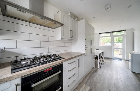 4 bedroom house for sale - Viking, Bracknell, Berkshire, RG12 - Property View 3