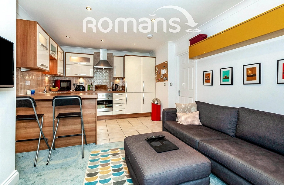 2 bedroom apartment for sale - Park Street, Colnbrook, Slough, Berkshire, SL3 - Property View 1