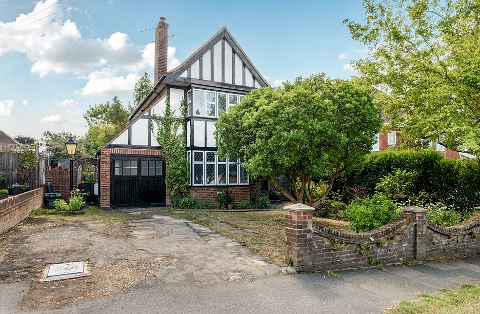 3 bedroom house for sale - Highfield Avenue, Aldershot, Hampshire, GU11 - Property View 1