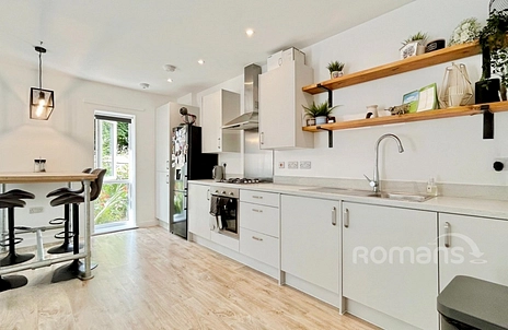 2 bedroom apartment for sale - West Siding, Basingstoke, Hampshire, RG24 - Property View 3