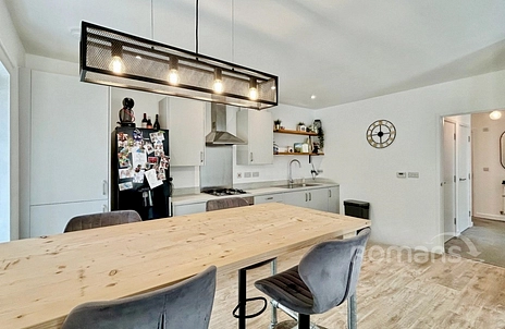 2 bedroom apartment for sale - West Siding, Basingstoke, Hampshire, RG24 - Property View 2