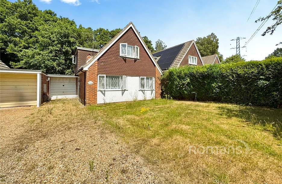 3 bedroom house for sale - Maybrick Close, Sandhurst, Berkshire, GU47 - Property View 1