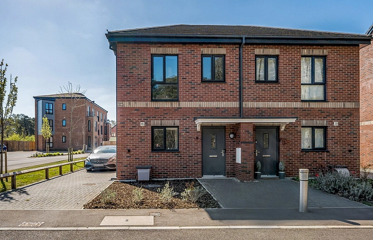 2 bedroom semi detached for sale - Maynard Way, Bordon, Hampshire, GU35