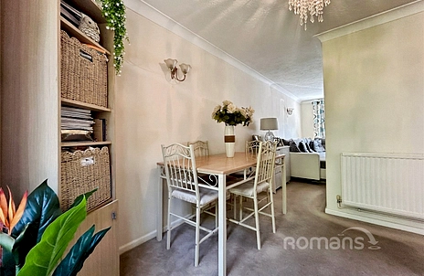 3 bedroom house for sale - Newfield Avenue, Farnborough, Hampshire, GU14 - Property View 3