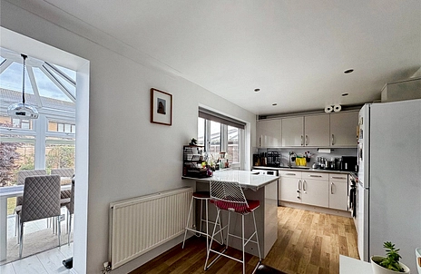 3 bedroom house for sale - Hanbury Drive, Calcot, Reading, Berkshire, RG31 - Property View 3