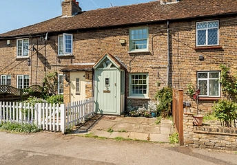 2 bedroom house for sale - Bells Lane, Horton, Slough, Berkshire, SL3 - Property View 1