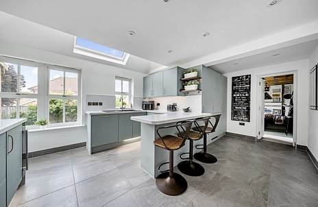 5 bedroom house for sale - Cranborne Chase, Swindon, Wiltshire, SN25 - Property View 2