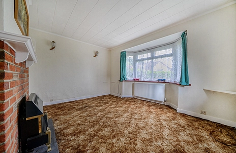 2 bedroom bungalow for sale - Folly Lane North, Farnham, Surrey, GU9 - Property View 2
