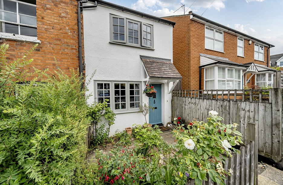 2 bedroom house for sale - Rose Hill, Binfield, Bracknell, Berkshire, RG42 - Property View 1