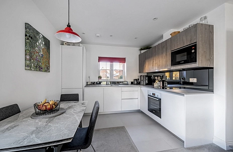 2 bedroom apartment for sale - Clematis Court, Warfield, Bracknell, Berkshire, RG42 - Property View 3