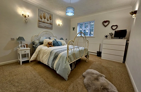 2 bedroom apartment for sale - Primrose Walk, Fleet, Hampshire, GU51 - Property View 3