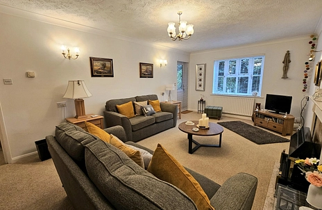 2 bedroom apartment for sale - Primrose Walk, Fleet, Hampshire, GU51 - Property View 2