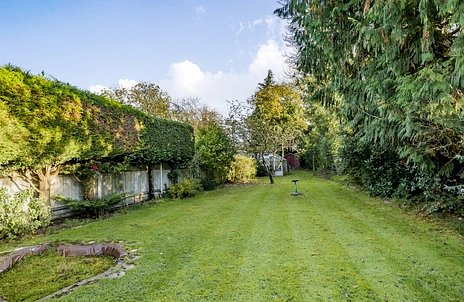 2 bedroom bungalow for sale - Moulsham Copse Lane, Yateley, Hampshire, GU46 - Property View 3