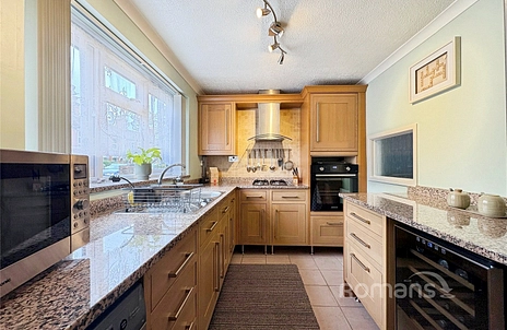 3 bedroom house for sale - Grosvenor Road, Aldershot, Hampshire, GU11 - Property View 2