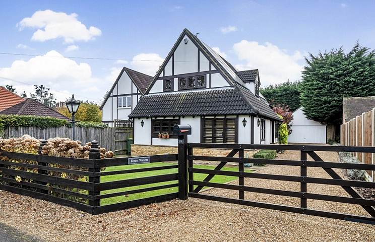 3 bedroom house for sale - The Friary, Old Windsor, Windsor, Berkshire, SL4