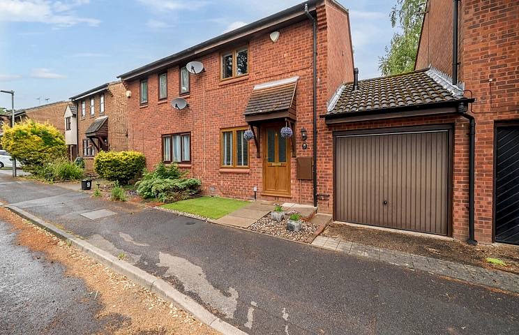 2 bedroom house for sale - Axbridge, Bracknell, Berkshire, RG12