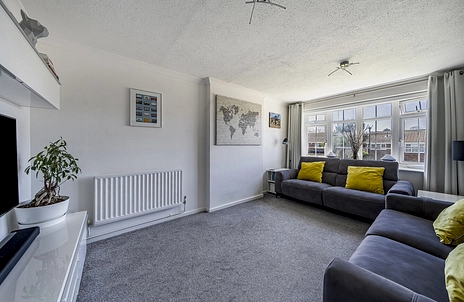 2 bedroom bungalow for sale - Shady Nook, Farnham, Surrey, GU9 - Property View 2