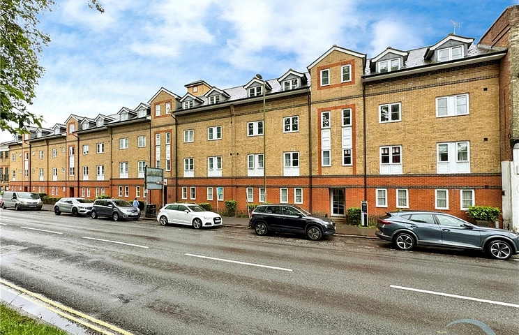 2 bedroom apartment for sale - High Street, Aldershot, Hampshire, GU11