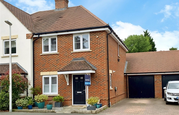 3 bedroom house for sale - Swords Drive, Crowthorne, Berkshire, RG45