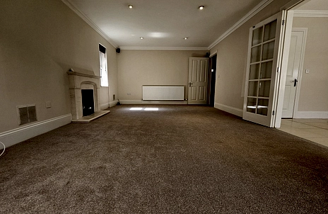 4 bedroom house for sale - Falconer Road, Fleet, Hampshire, GU51 - Property View 3