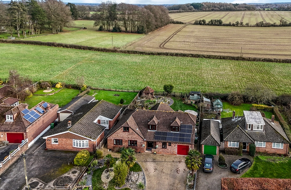 4 bedroom house for sale - Pardown, Oakley, Basingstoke, Hampshire, RG23 - Property View 1