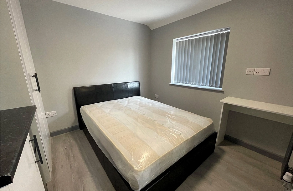 1 bedroom property to rent - Thirlmere Avenue, Tilehurst, Reading, Berkshire, RG30 - Property View 1