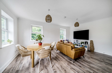 2 bedroom apartment for sale - Friendship Way, Bracknell, Berkshire, RG12 - Property View 3