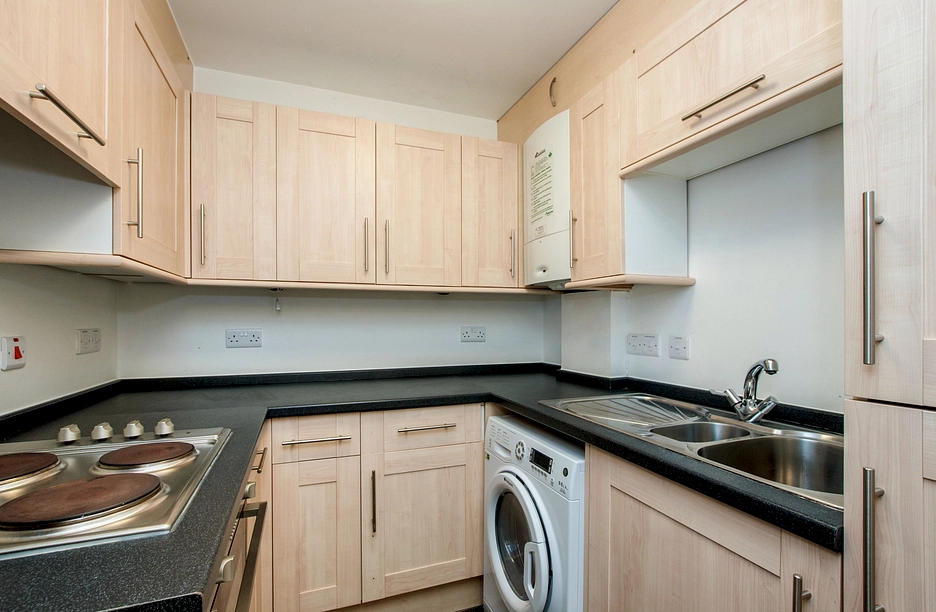 1 bedroom apartment to rent - Broadway Court, 29A Broadway, Maidenhead, SL6 - Property View 1