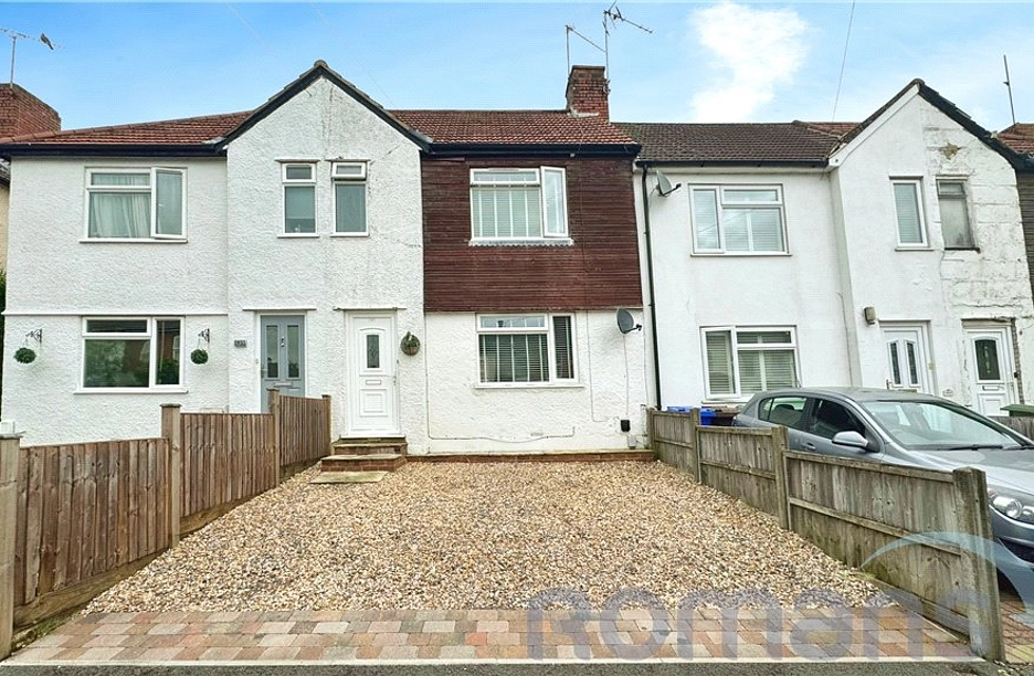 3 bedroom house for sale - Newport Road, Aldershot, Hampshire, GU12 - Property View 1