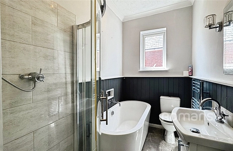 2 bedroom apartment for sale - Cargate Avenue, Aldershot, Hampshire, GU11 - Property View 3