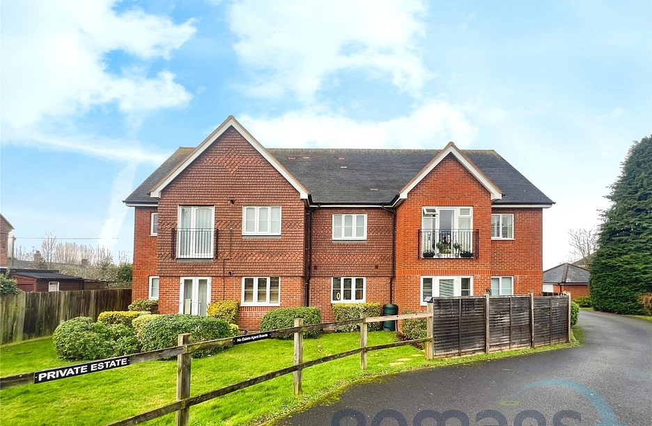 1 bedroom apartment for sale - Longacre, Ash, Aldershot, Surrey, GU12 - Property View 1