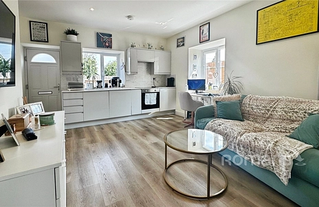 1 bedroom apartment for sale - Church Lane East, Aldershot, Hampshire, GU11 - Property View 2