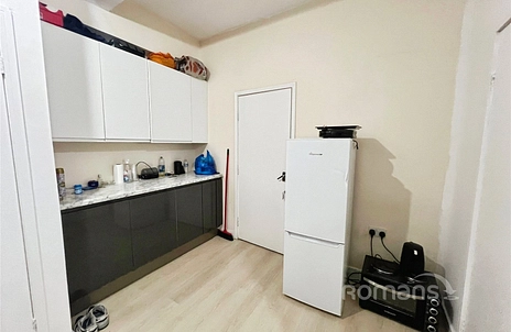 3 bedroom apartment for sale - Grosvenor Road, Aldershot, Hampshire, GU11 - Property View 3