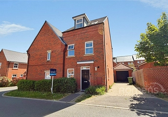 4 bedroom house for sale - Barrosa Road, Wellesley, Aldershot, Hampshire, GU11 - Property View 1