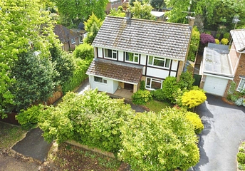 4 bedroom house for sale - Winton Road, Aldershot, Hampshire, GU11 - Property View 1