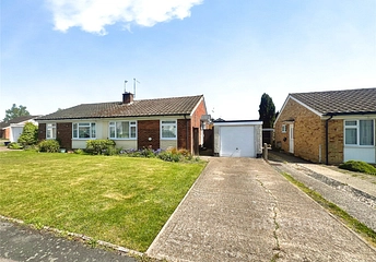 1 bedroom bungalow for sale - Southlands Close, Ash, Aldershot, Surrey, GU12 - Property View 1