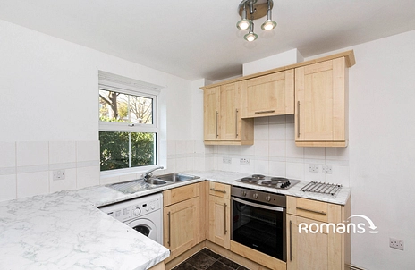 2 bedroom apartment to rent - Bell Chase, Aldershot, Hampshire, GU11 - Property View 3