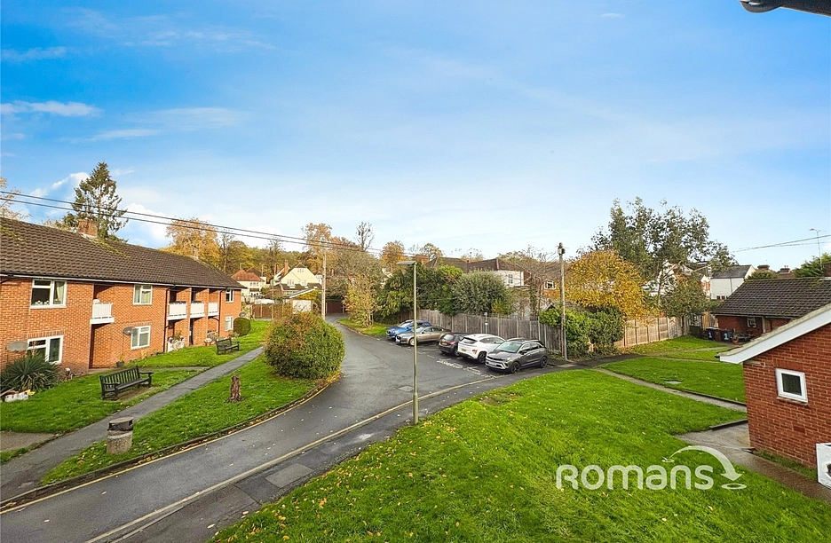 1 bedroom apartment to rent - Cherry Tree Close, Farnham, Surrey, GU9 - Property View 1