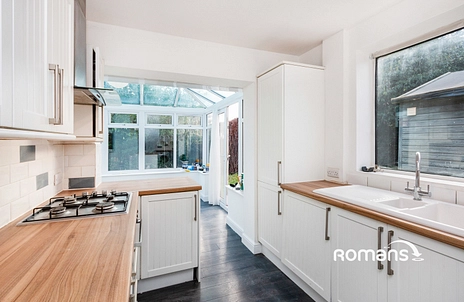 3 bedroom bungalow to rent - Kirriemuir Gardens, Ash, Aldershot, Surrey, GU12 - Property View 2