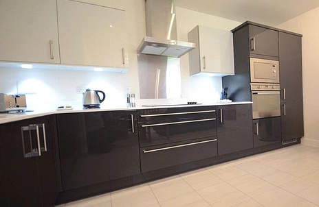 2 bedroom apartment for sale - Chailey Court, 27 Winchester Road, Basingstoke, Hampshire, RG21 - Property View 2