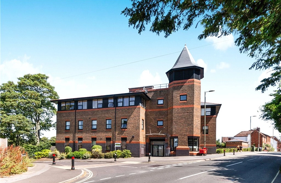 2 bedroom apartment for sale - Chailey Court, 27 Winchester Road, Basingstoke, Hampshire, RG21 - Property View 1