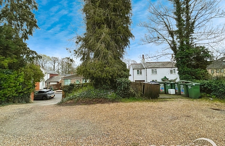 1 bedroom studio for sale - Cliddesden Road, Basingstoke, Hampshire, RG21 - Property View 2