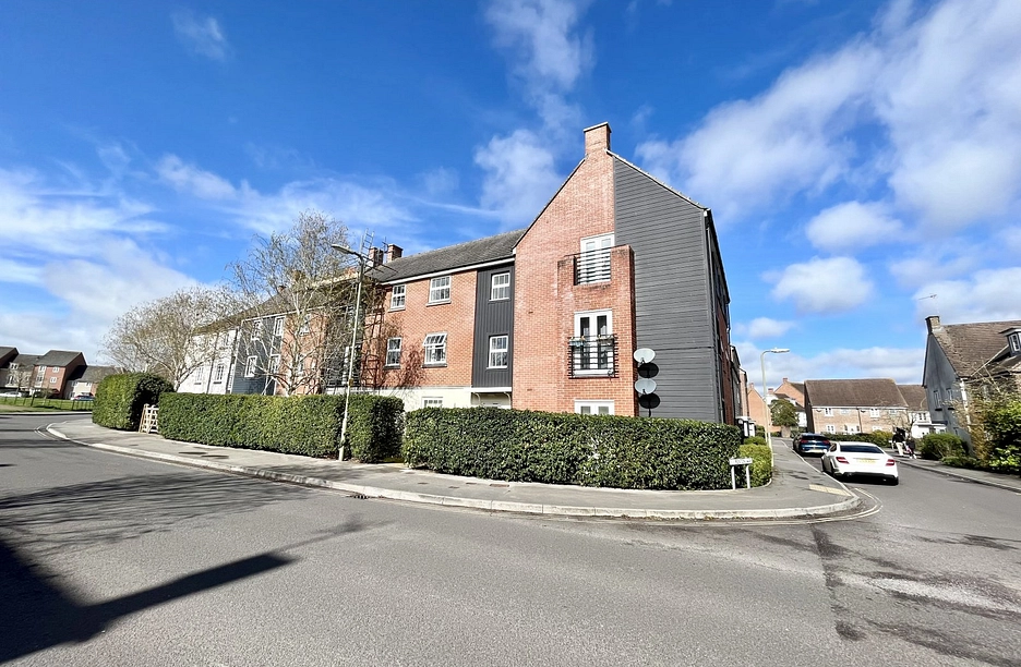 2 bedroom apartment for sale - Penton Way, Basingstoke, Hampshire, RG24 - Property View 1